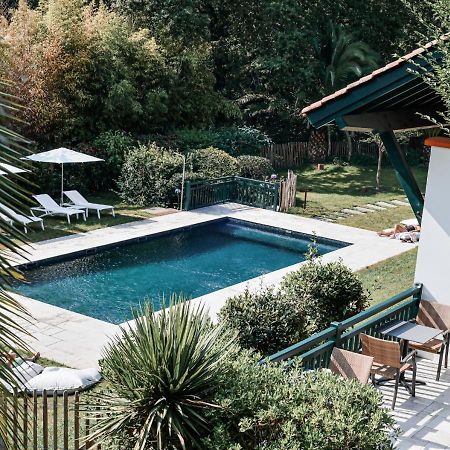 Hotel Les Freres Ibarboure ビダール エクステリア 写真