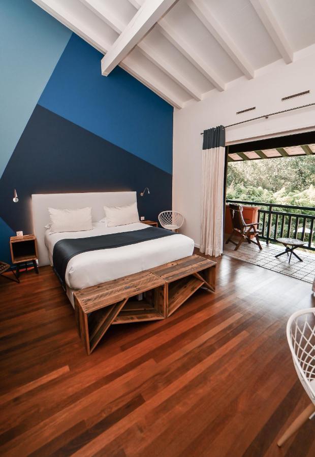 Hotel Les Freres Ibarboure ビダール エクステリア 写真