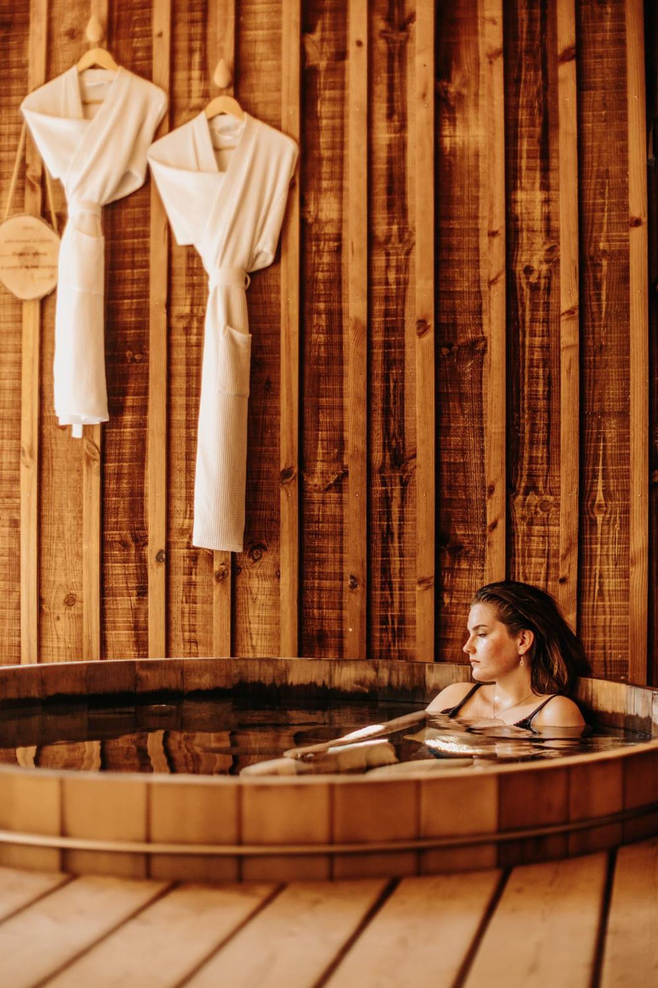 Hotel Les Freres Ibarboure ビダール エクステリア 写真
