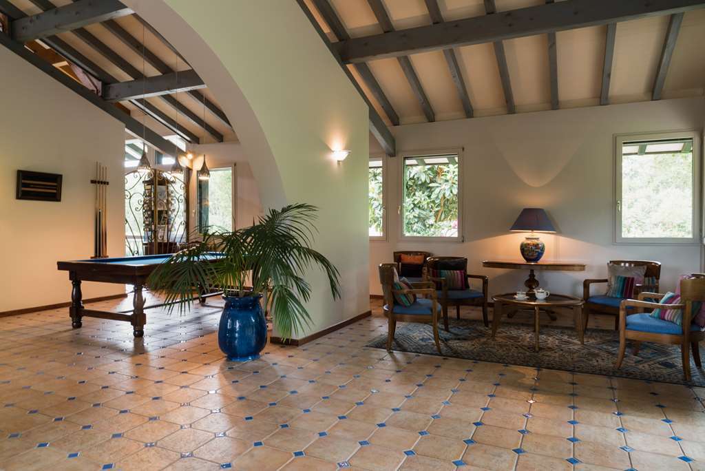 Hotel Les Freres Ibarboure ビダール 設備 写真